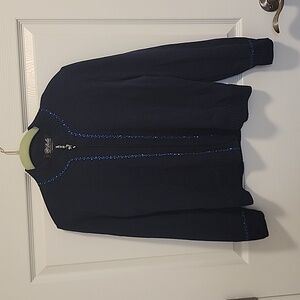 Bella Collection- zip up - no size tag but more like M